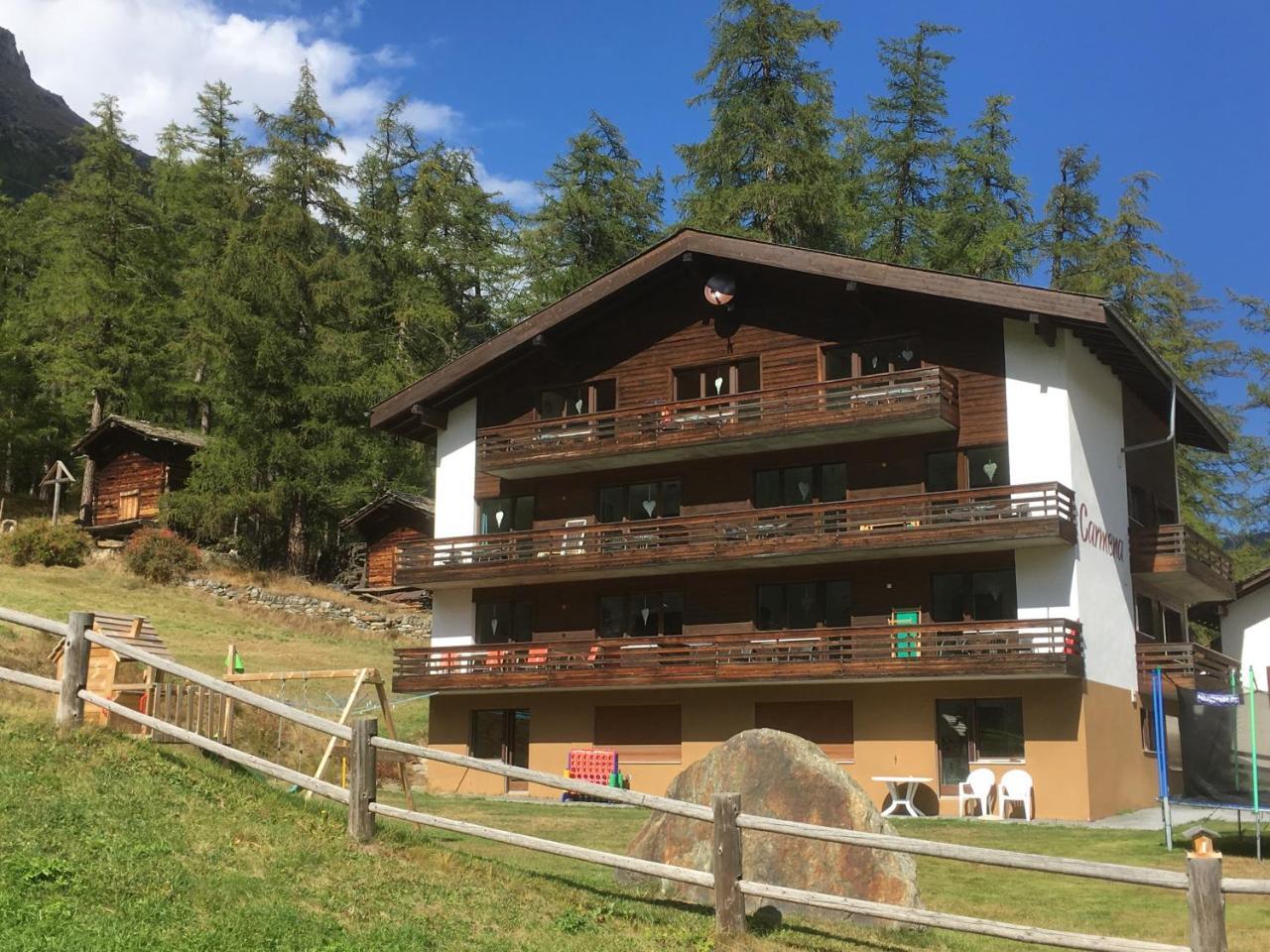 Apartments Carmena Saas-Grund Esterno foto